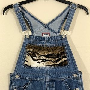 {OLD NAVY} - OVERALLS WITH AN ANIMAL PRINT-B2